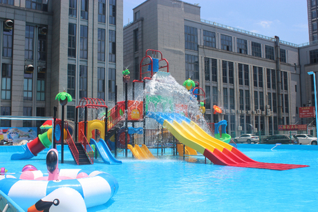 2.Childrens water slides.jpg