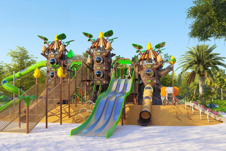 4.Outdoor playground.jpg